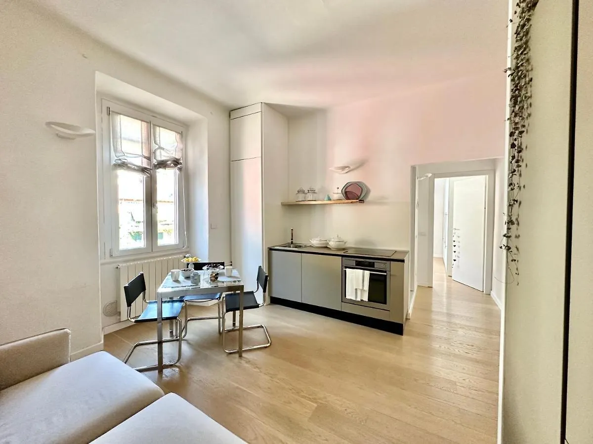 Dimora 6 Apartment Como Italy